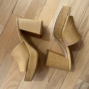 Alyssa Platform Mule Sandal in Natural Raffia